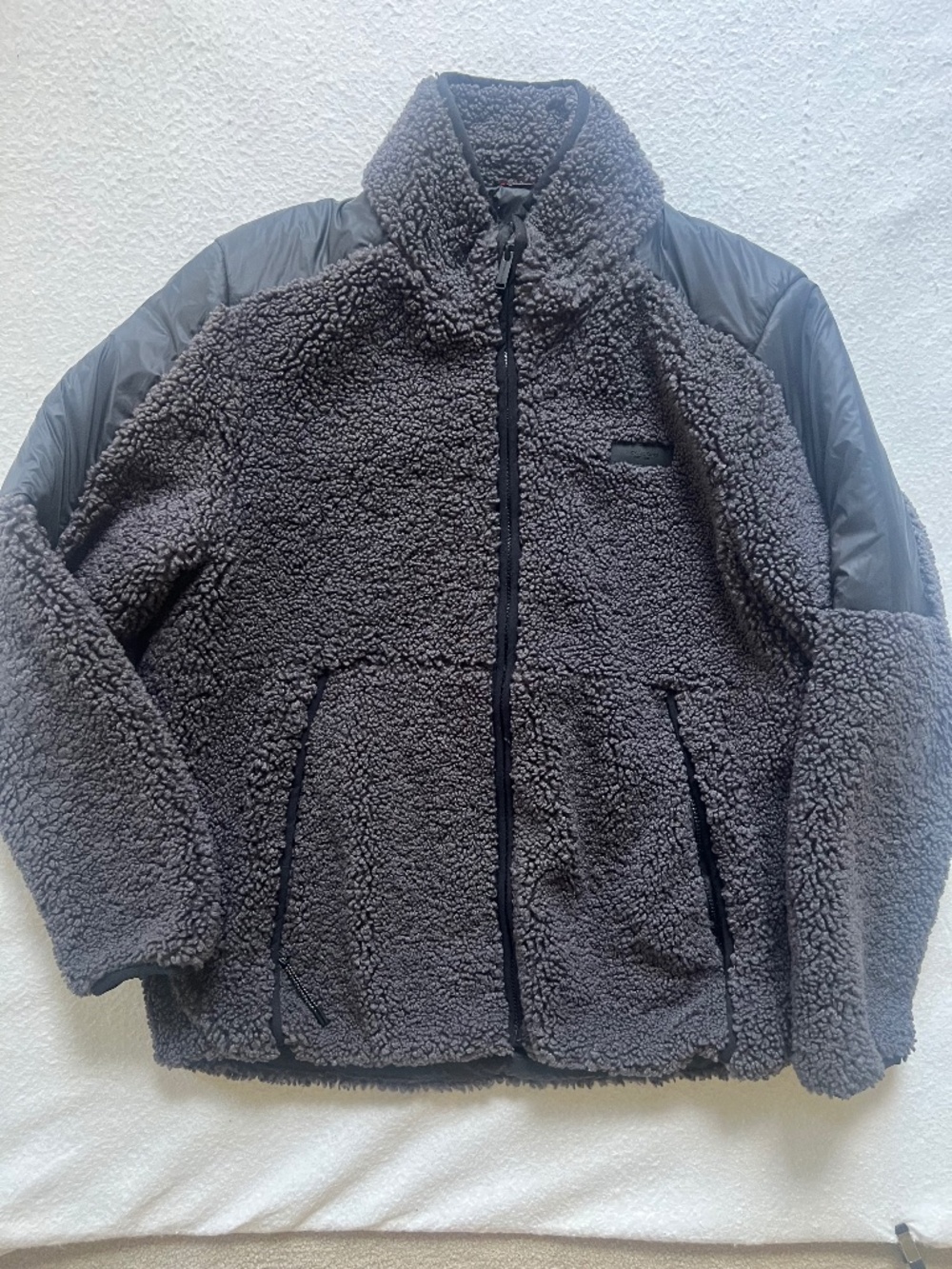 Michael Kors Men's Travel Engineered Cold Resistant Jacket Size L
